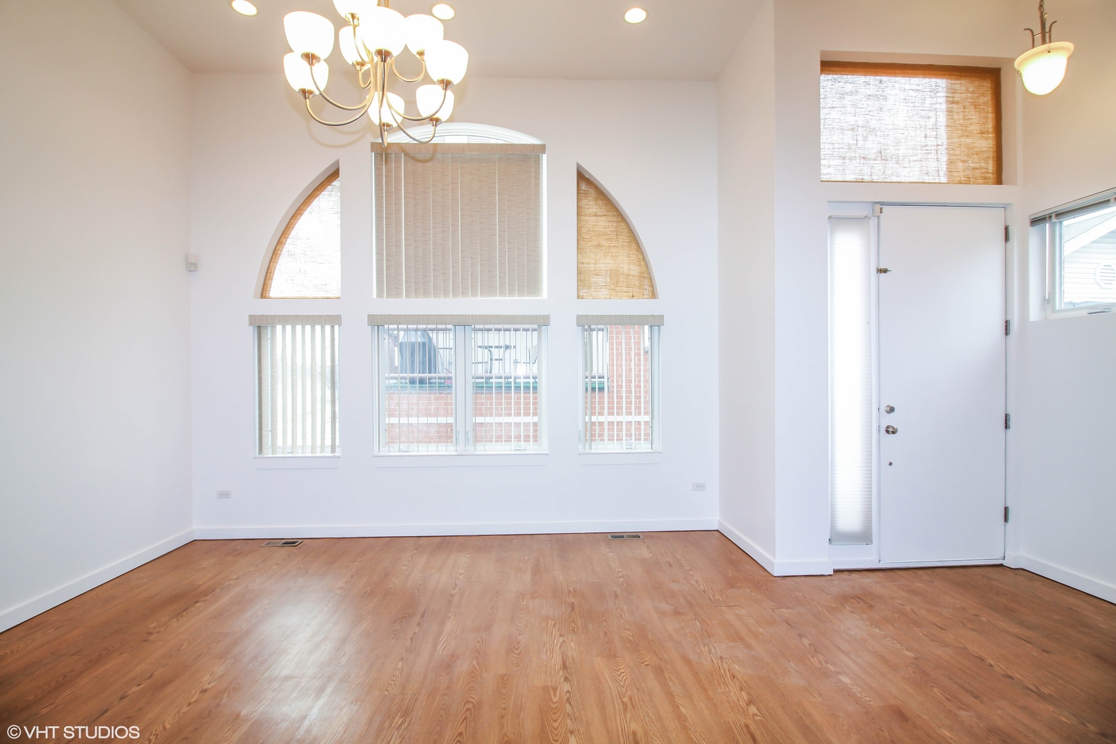 Des Plaines, IL 60016