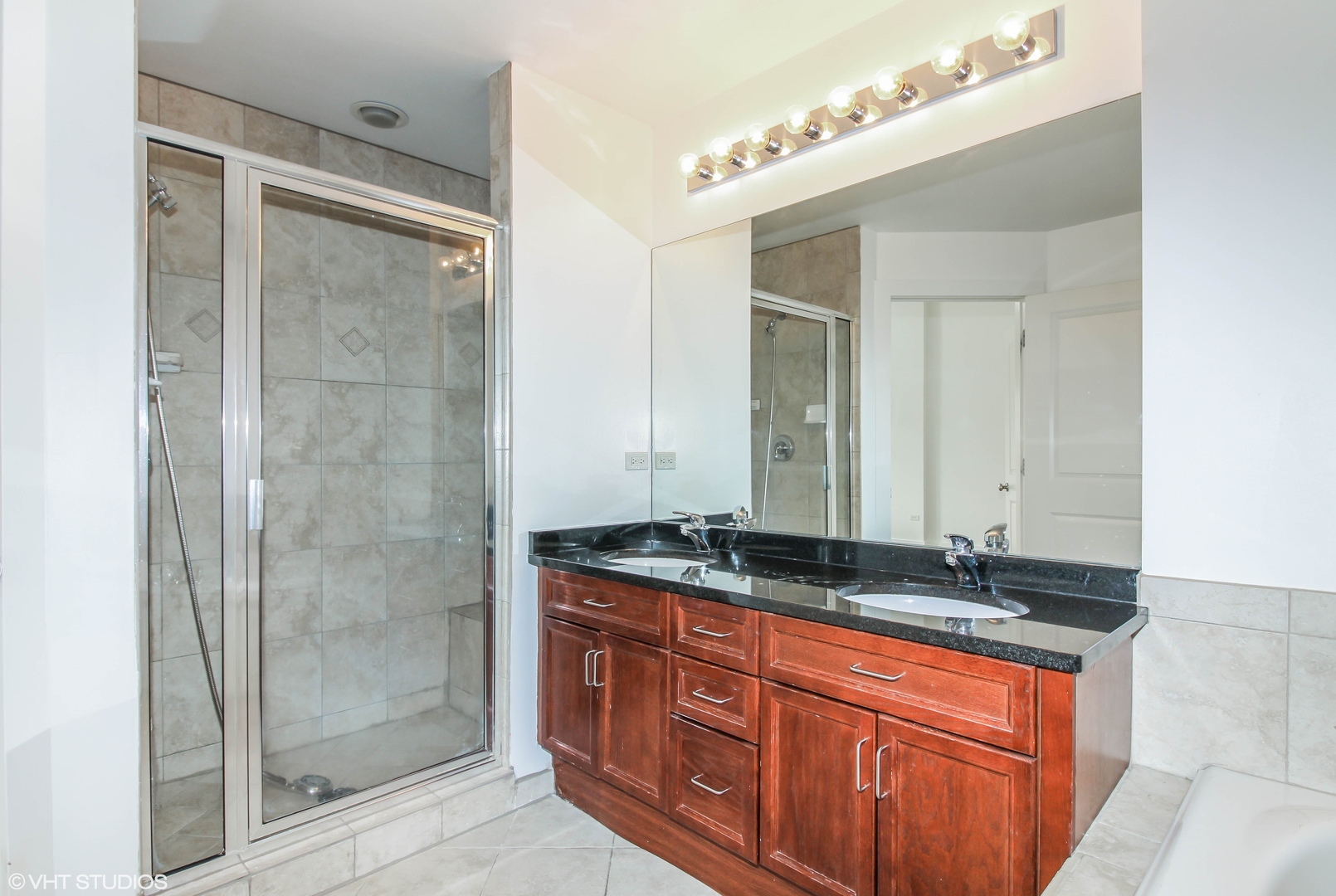 Des Plaines, IL 60016