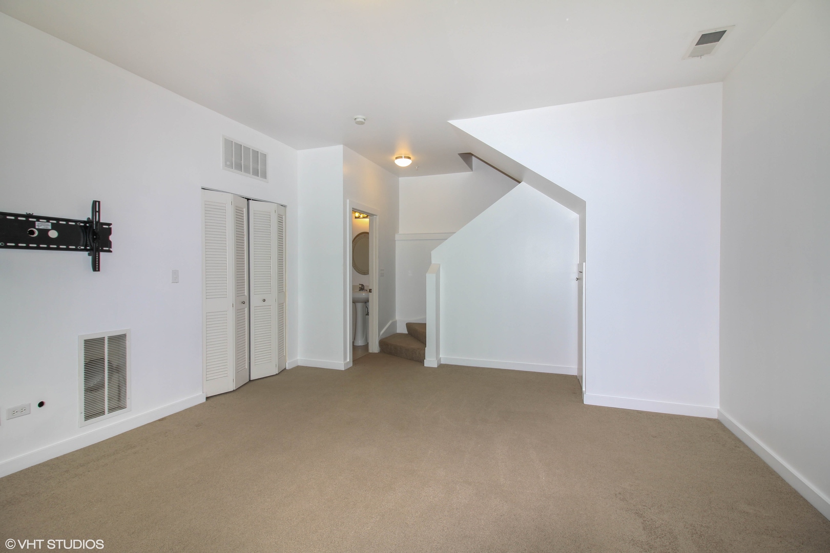 Des Plaines, IL 60016