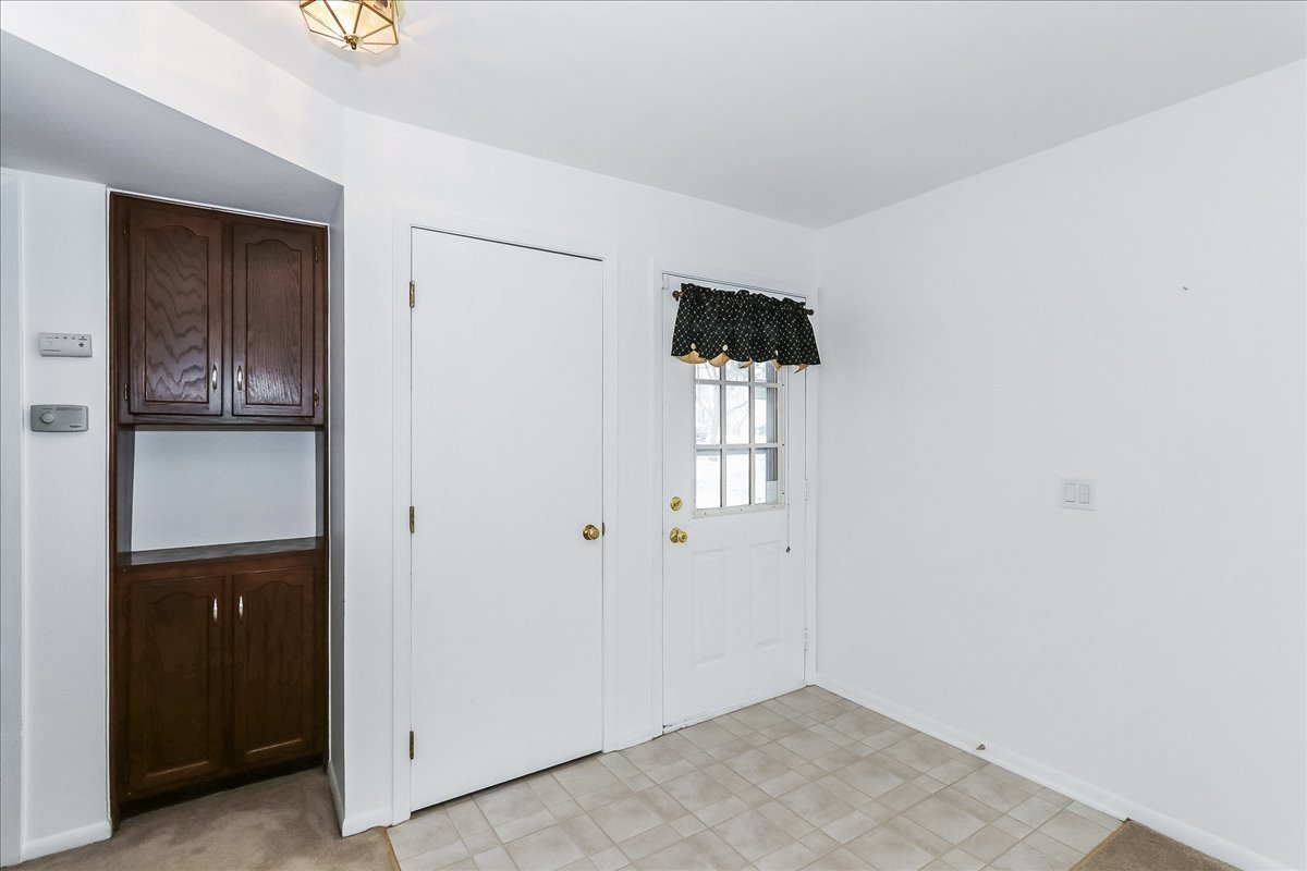 1890 Pebble Beach Circle, Elk Grove Village, IL 60007