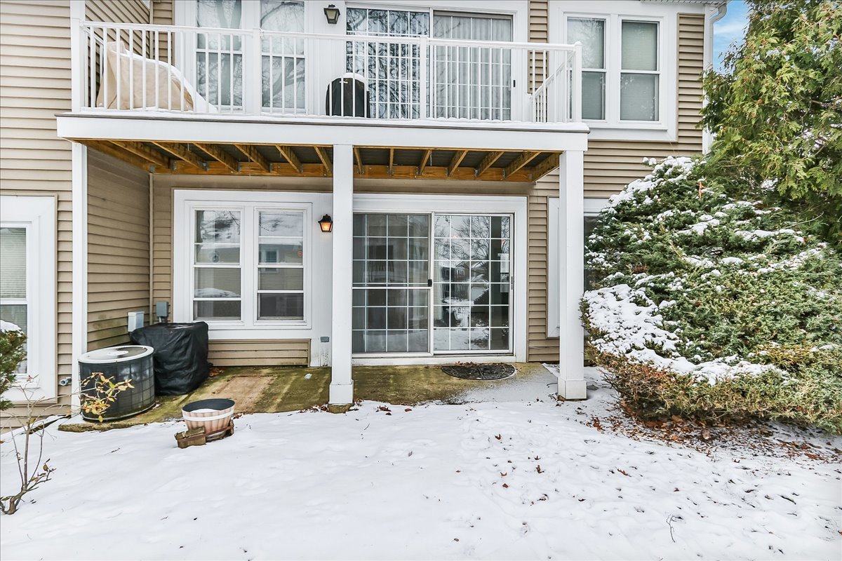 1890 Pebble Beach Circle, Elk Grove Village, IL 60007