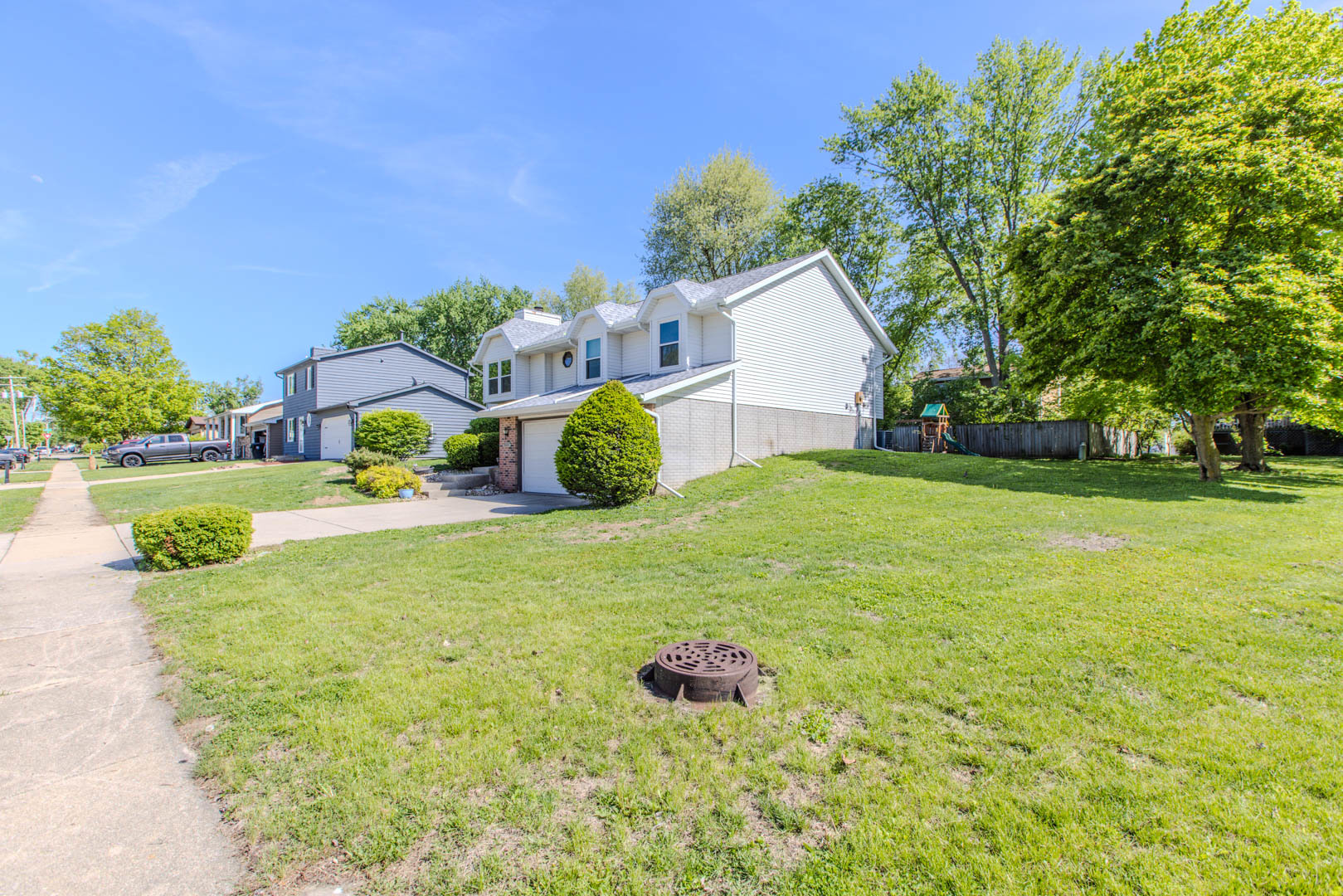 1307 WEST Avenue, Normal, IL 61761