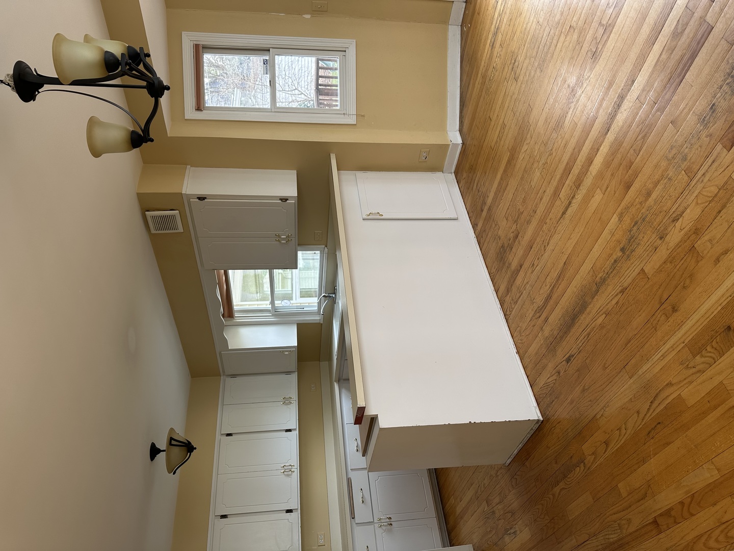 331 S Julian Street, Naperville, IL 60540