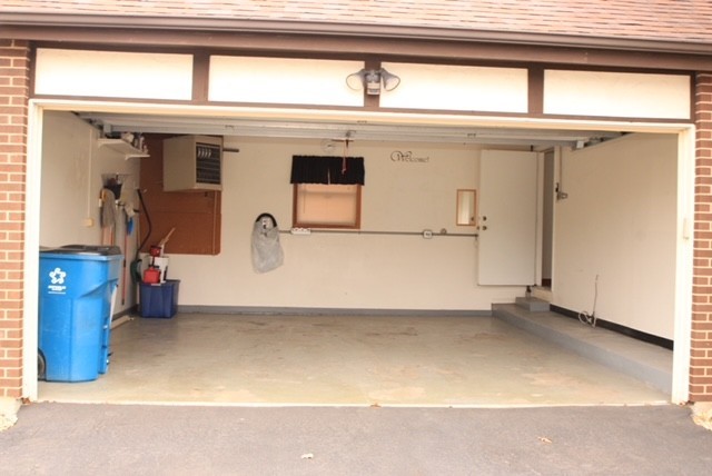 3433 Huntley Terrace, Crete, IL 60417