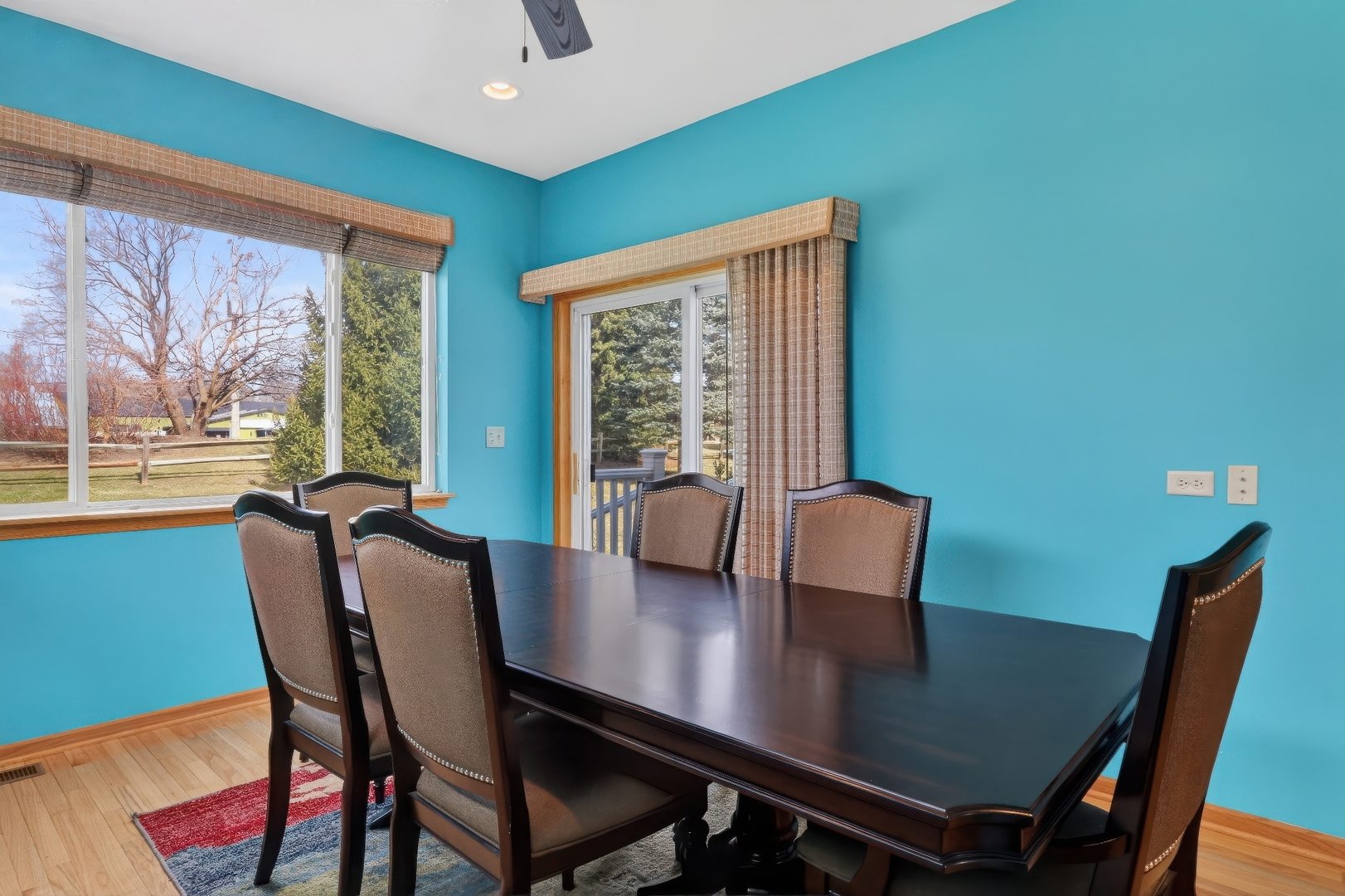 39 W Vandermeer Drive, Antioch, IL 60002