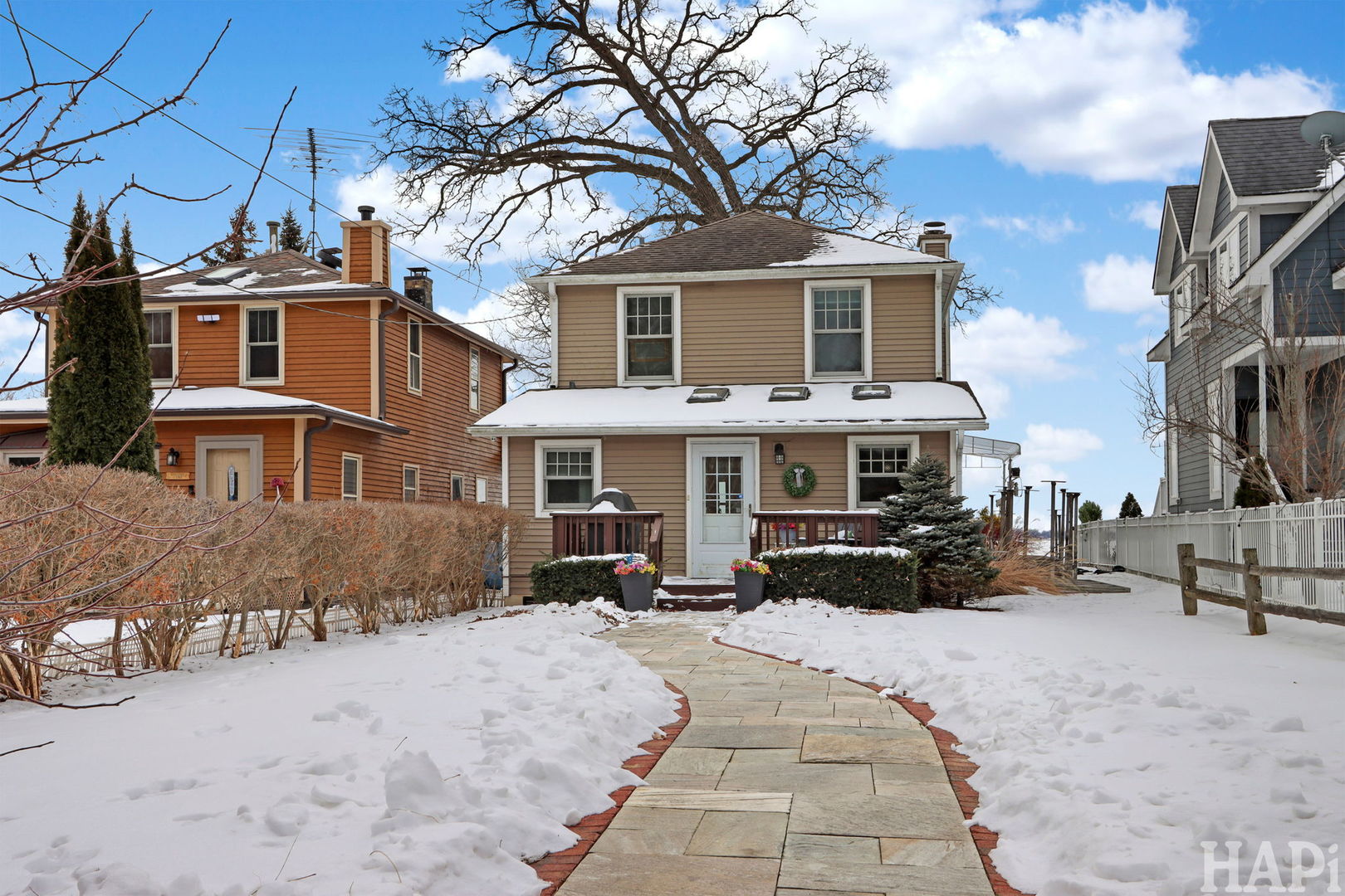 26083 W Calhoun Avenue, Antioch, IL 60002