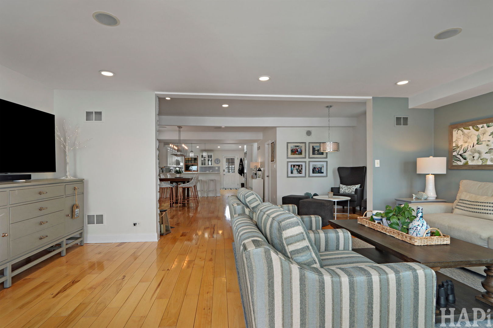 26083 W Calhoun Avenue, Antioch, IL 60002