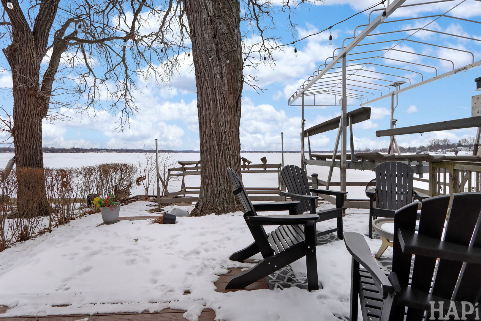 26083 W Calhoun Avenue, Antioch, IL 60002