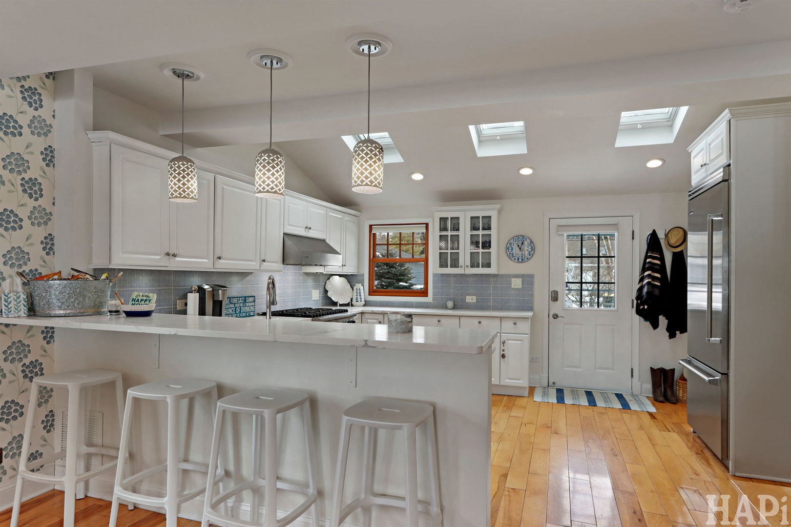 26083 W Calhoun Avenue, Antioch, IL 60002