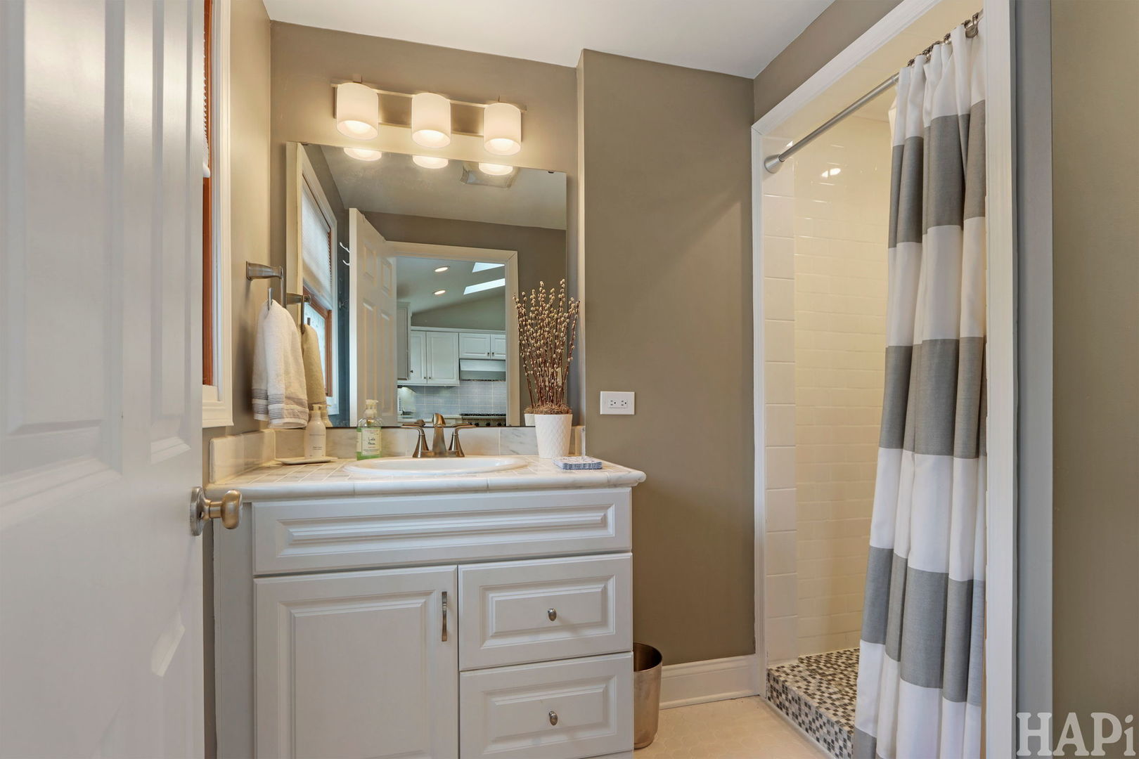 26083 W Calhoun Avenue, Antioch, IL 60002