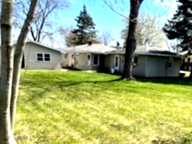 1828-1826 Horeb Avenue, Zion, IL 60099