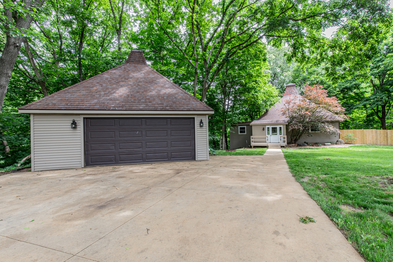 2445 Ridgefield Road, Princeton, IL 61356