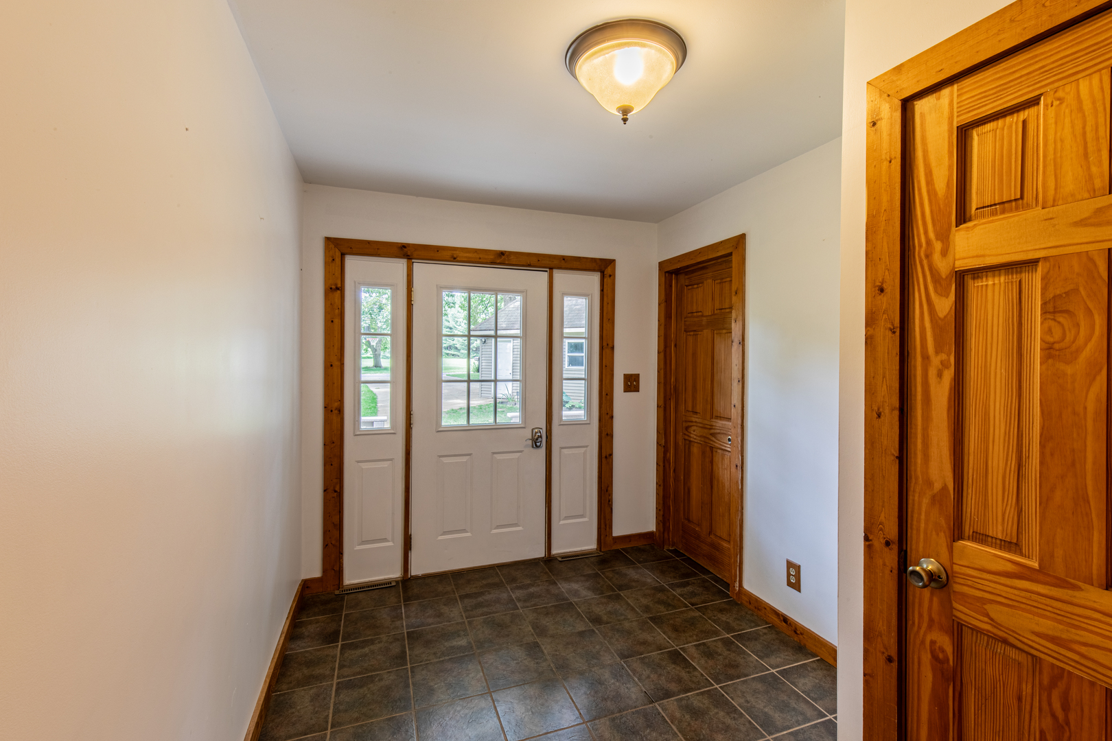 2445 Ridgefield Road, Princeton, IL 61356