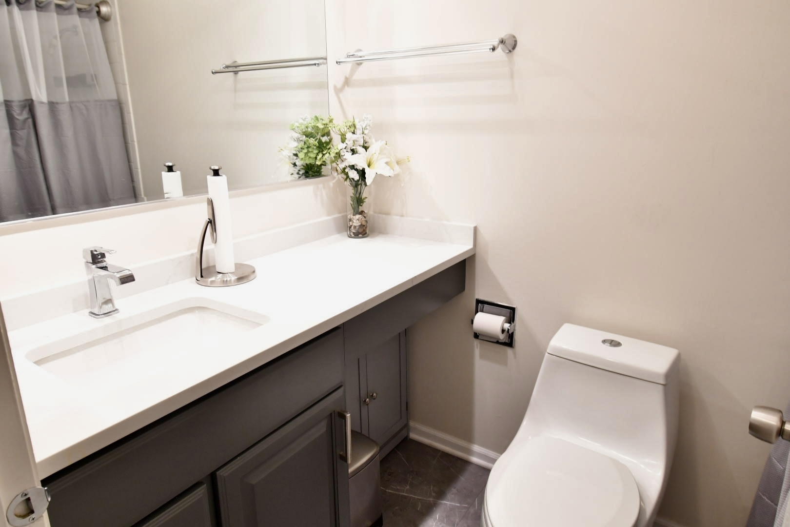 18424 Kedzie Avenue #2A, Homewood, IL 60430