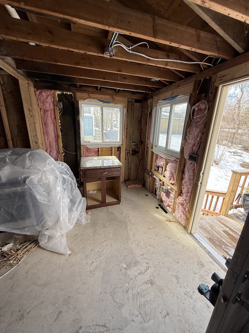 26300 N Maple Avenue, Mundelein, IL 60060