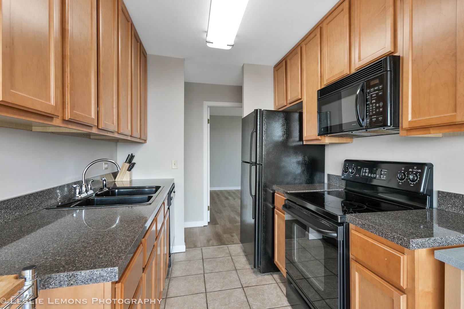 5950 Oakwood Drive #6A, Lisle, IL 60532