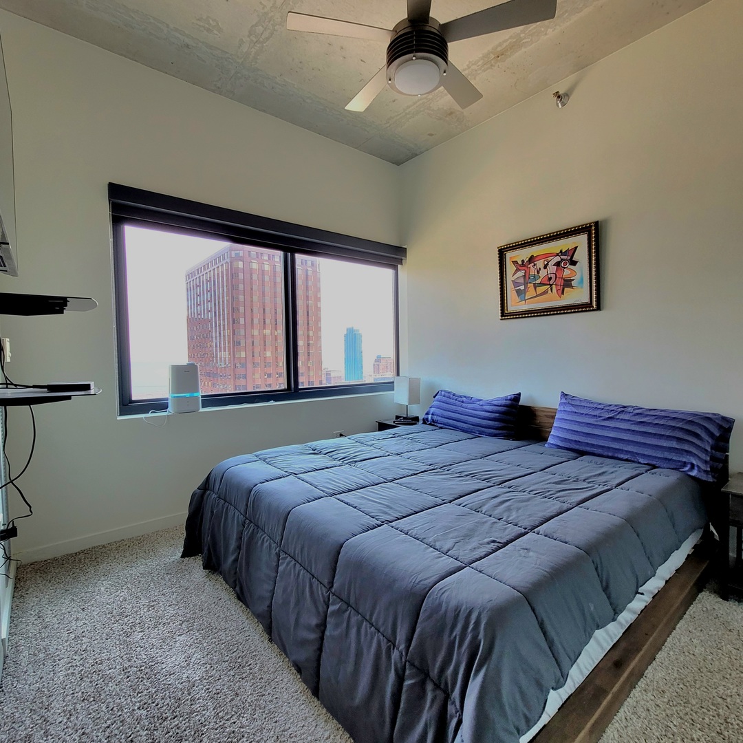 235 W Van Buren Street #3902, Chicago, IL 60607
