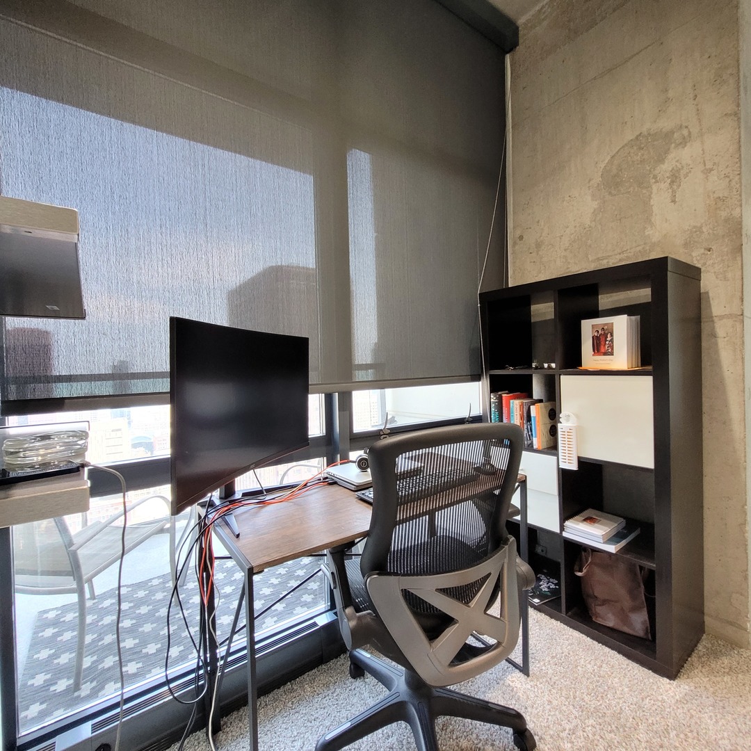 235 W Van Buren Street #3902, Chicago, IL 60607