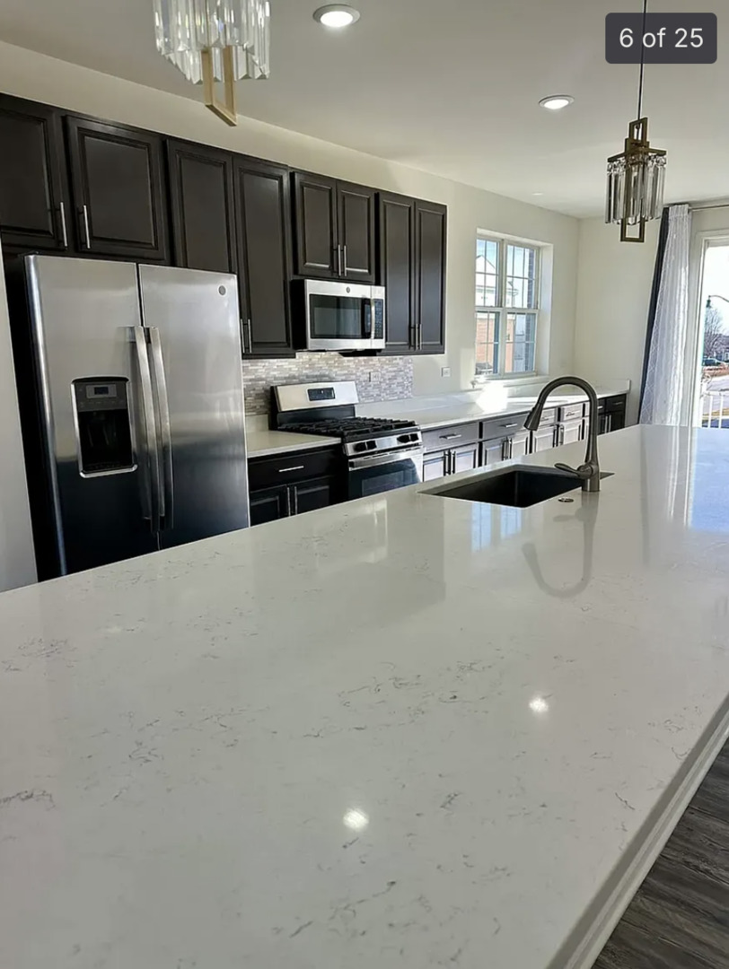 2949 Reflection Drive, Naperville, IL 60564