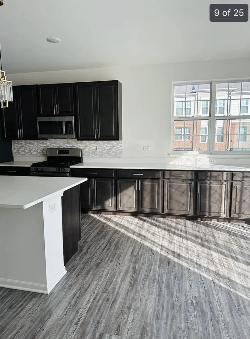 2949 Reflection Drive, Naperville, IL 60564