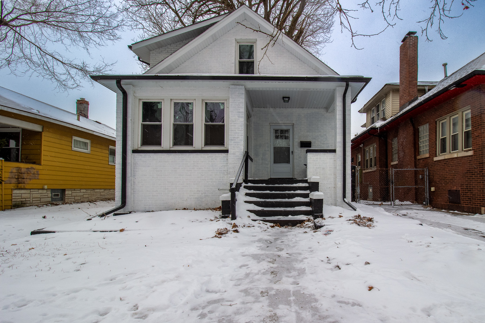 678 Douglas Avenue, Calumet City, IL 60409