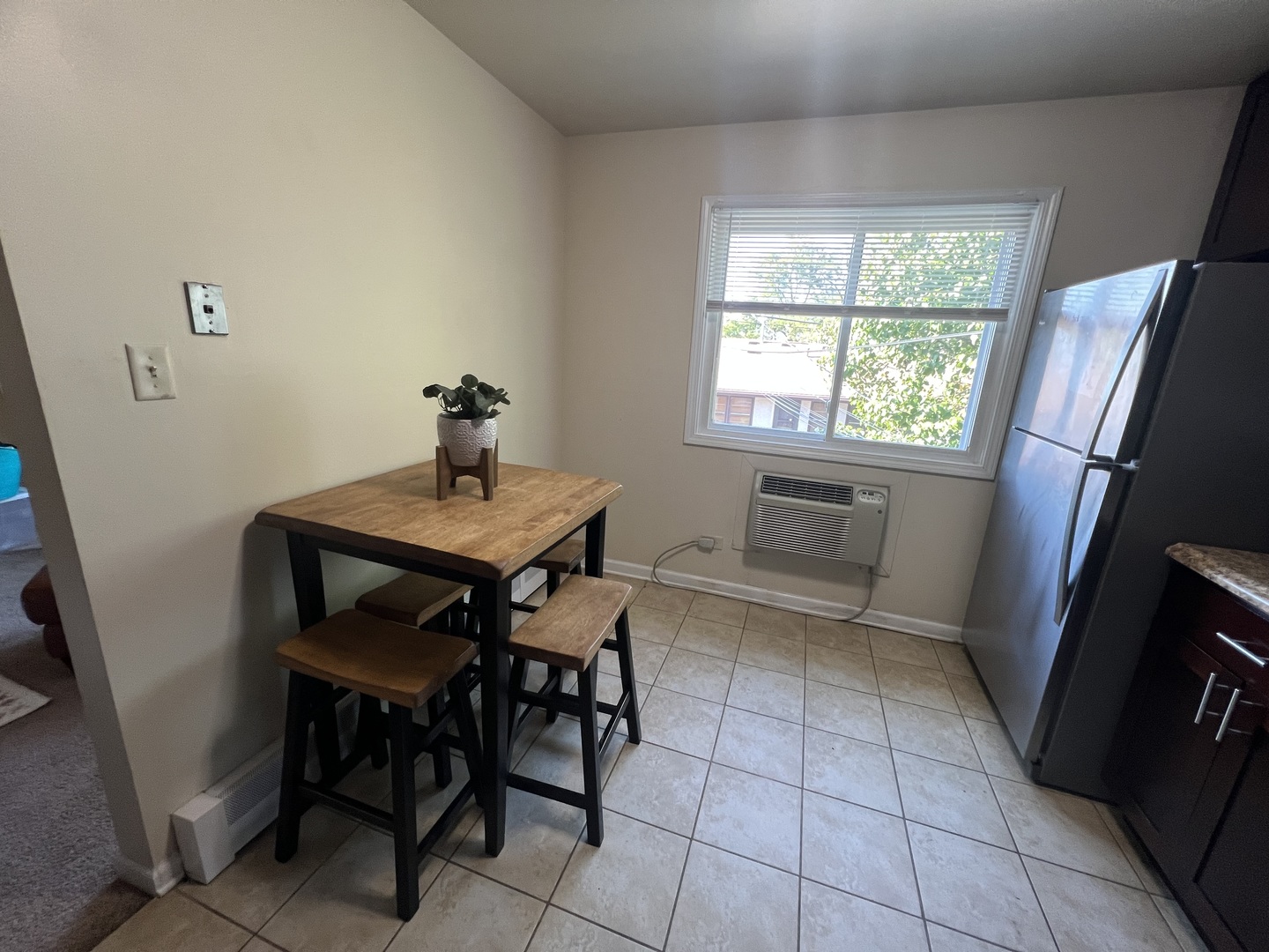 4340 Wilson Avenue #5, Downers Grove, IL 60515