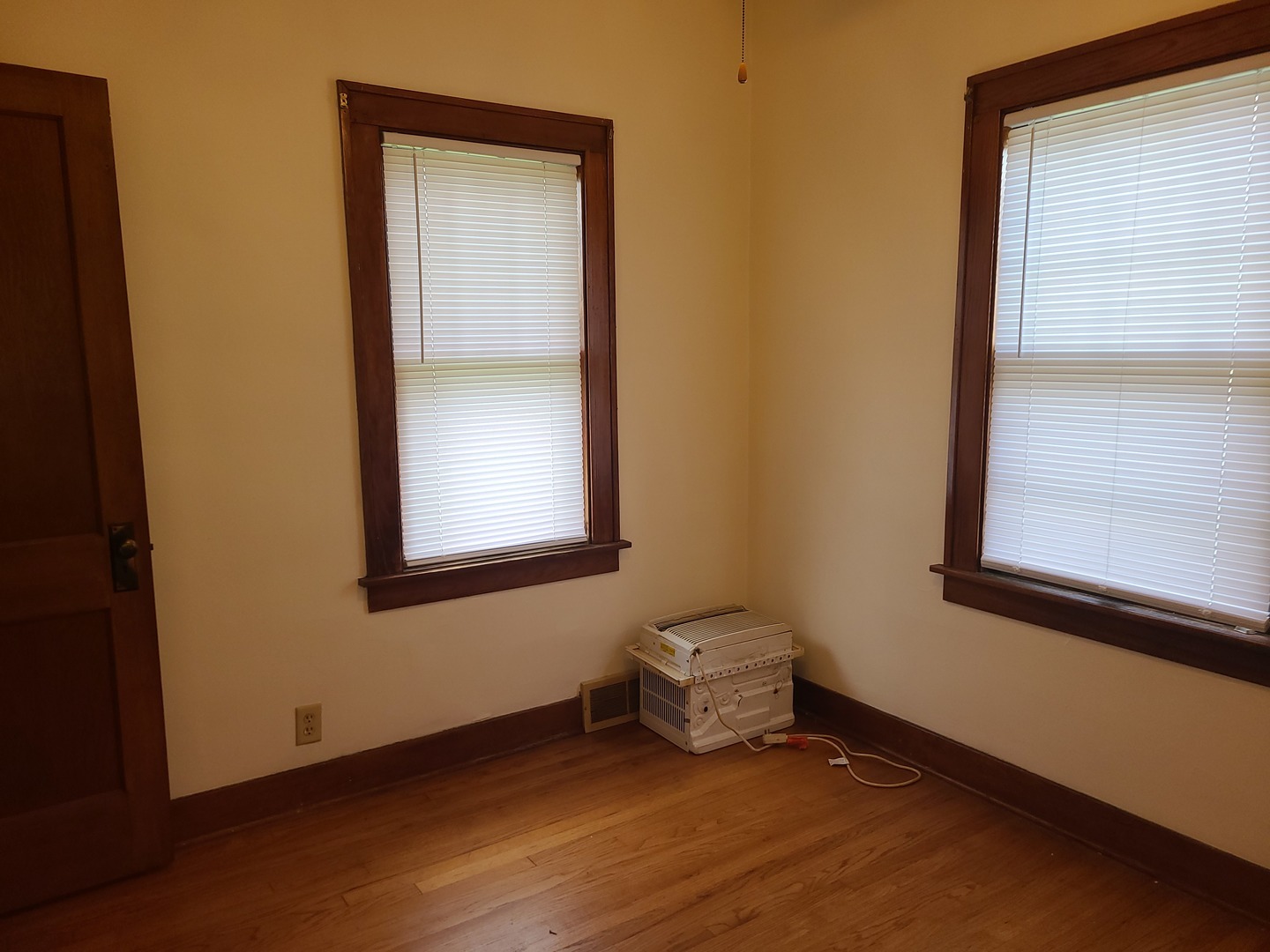 3121 Chicago Road, Steger, IL 60475