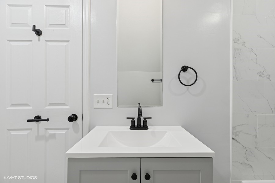 26 W 114TH Street, Chicago, IL 60628