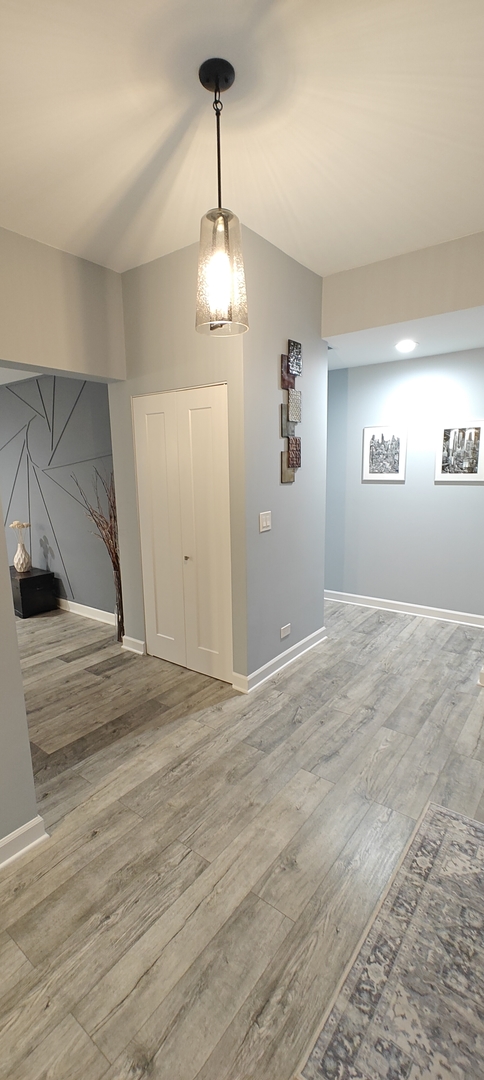 3205 63rd Street, Woodridge, IL 60517