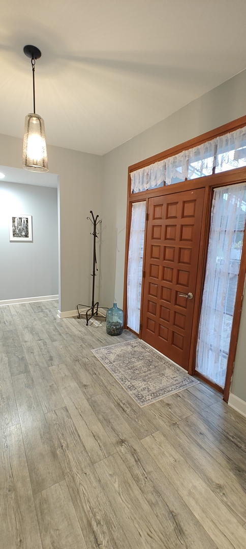 3205 63rd Street, Woodridge, IL 60517