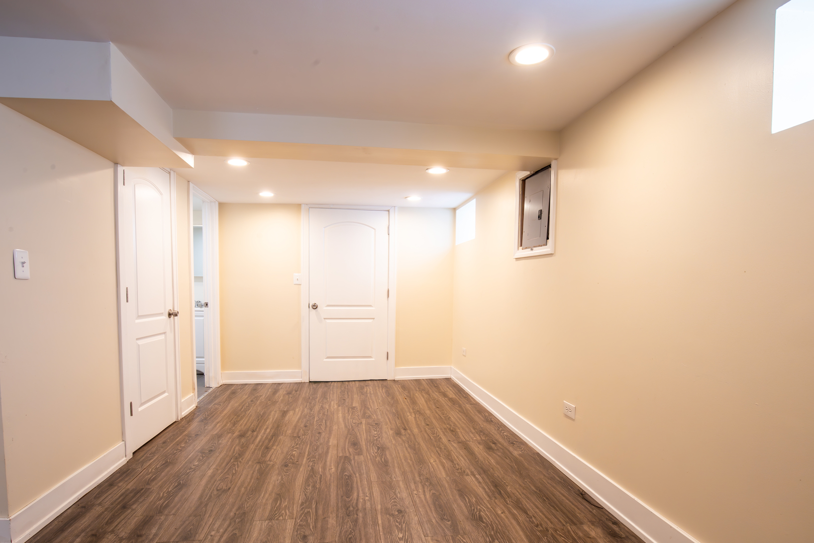 10005 S Calhoun Avenue, Chicago, IL 60617