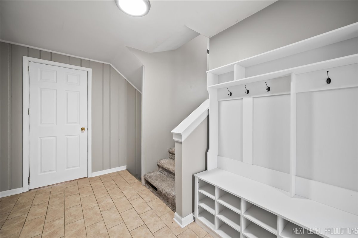 921 Birchwood Drive, Sycamore, IL 60178