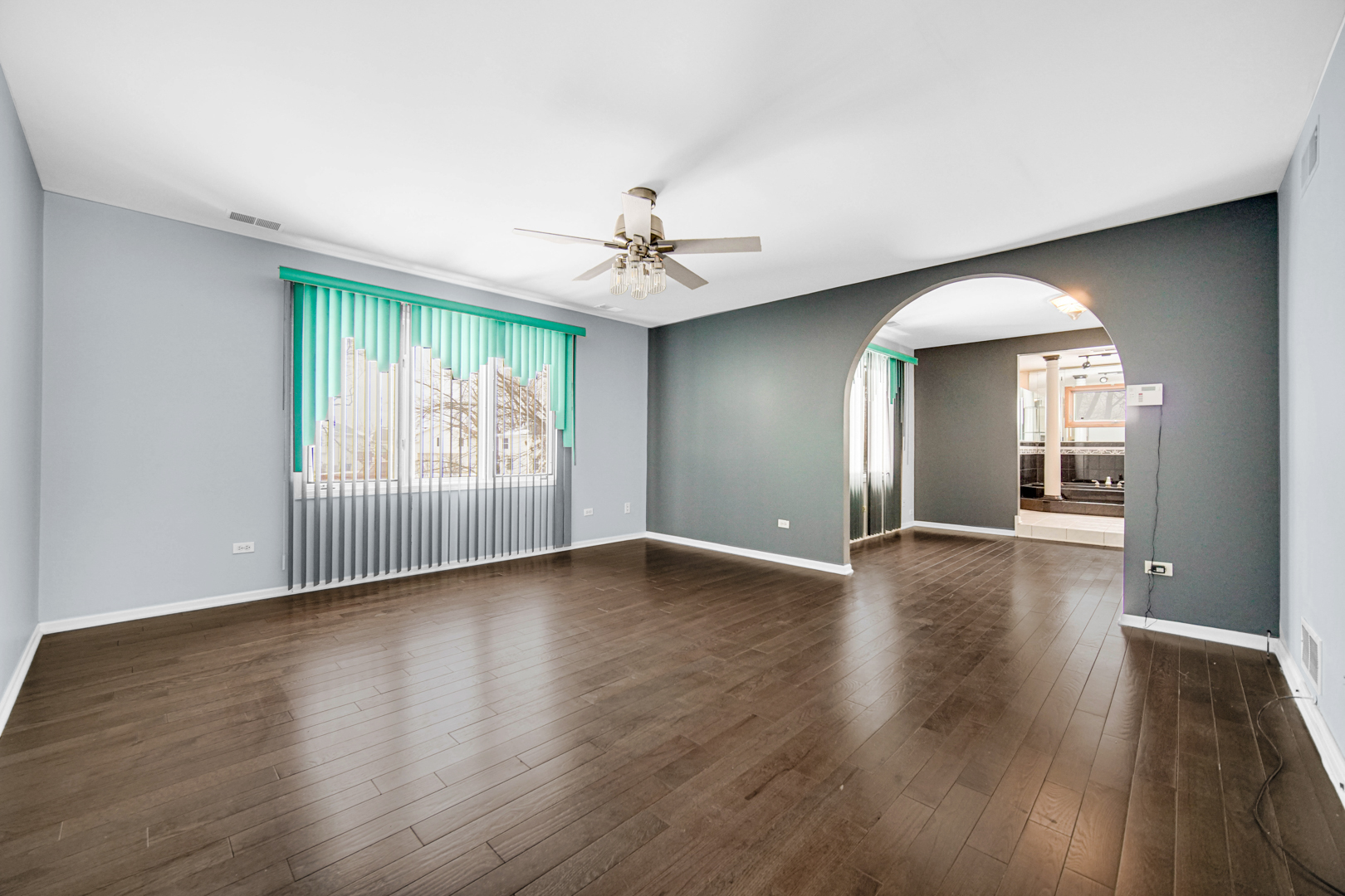 15516 Frontage Road, Markham, IL 60428