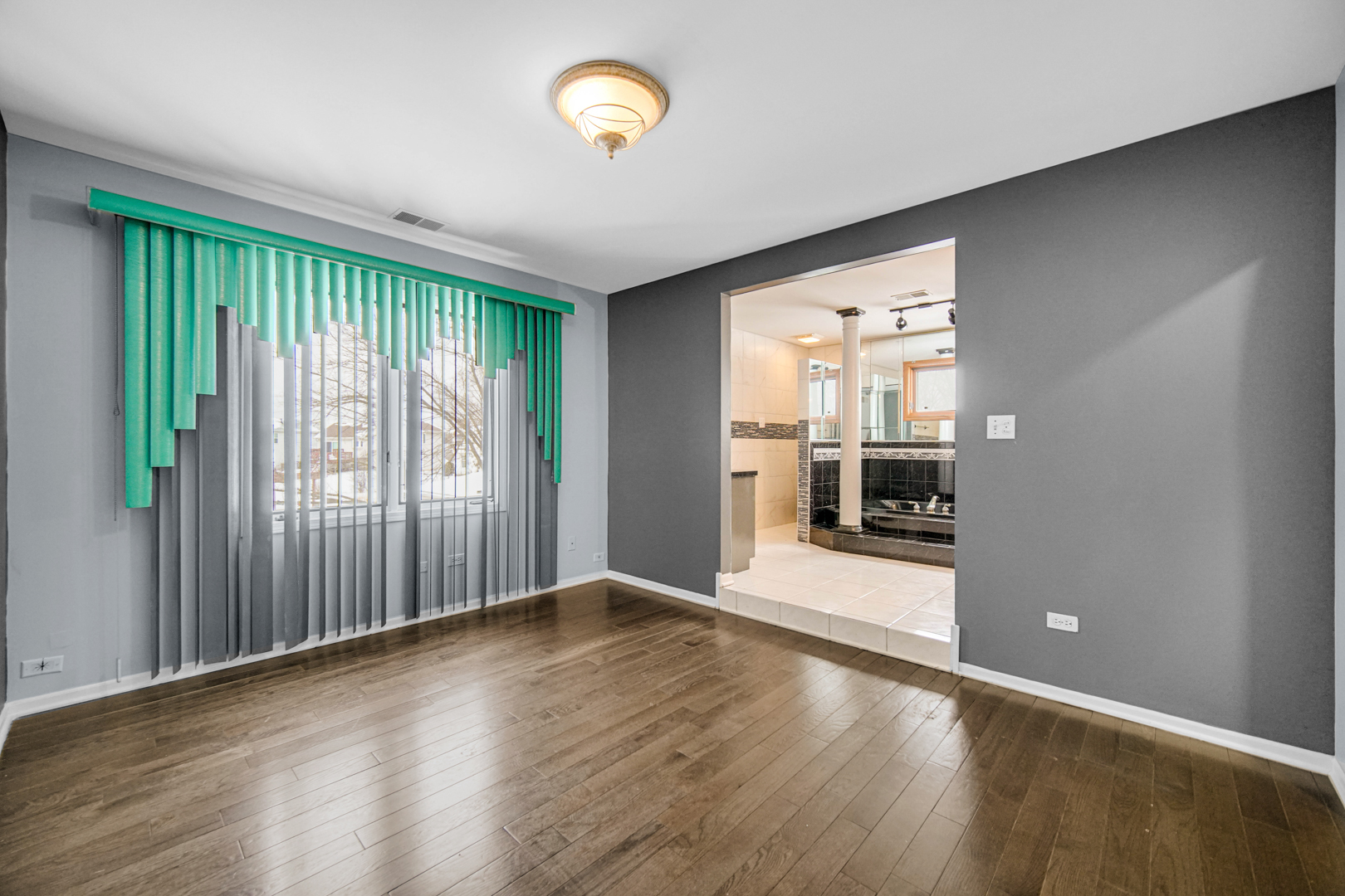 15516 Frontage Road, Markham, IL 60428