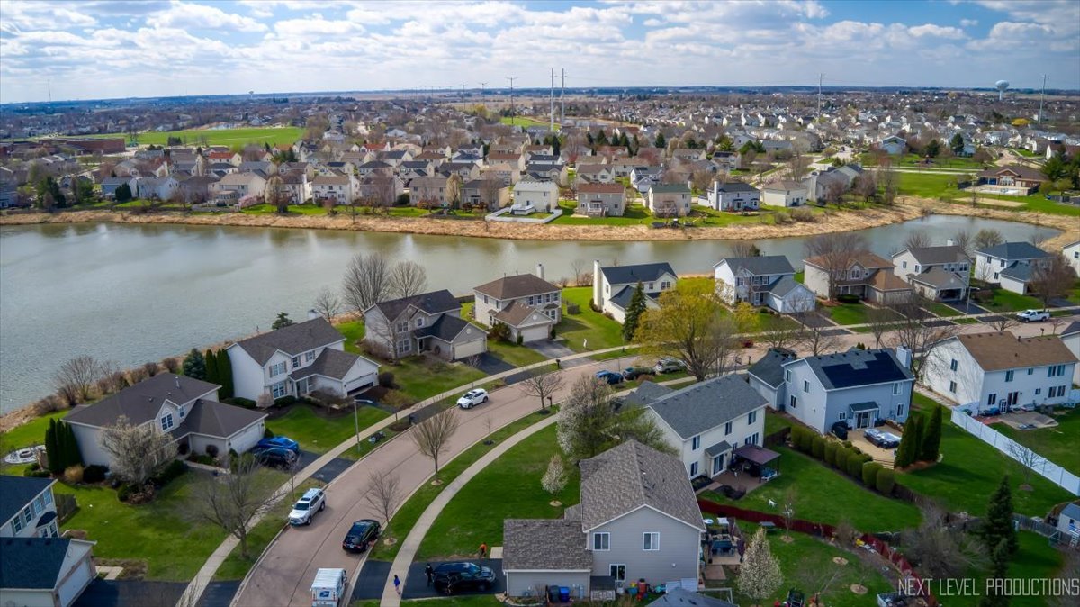 2645 Caliendo Circle, Montgomery, IL 60538