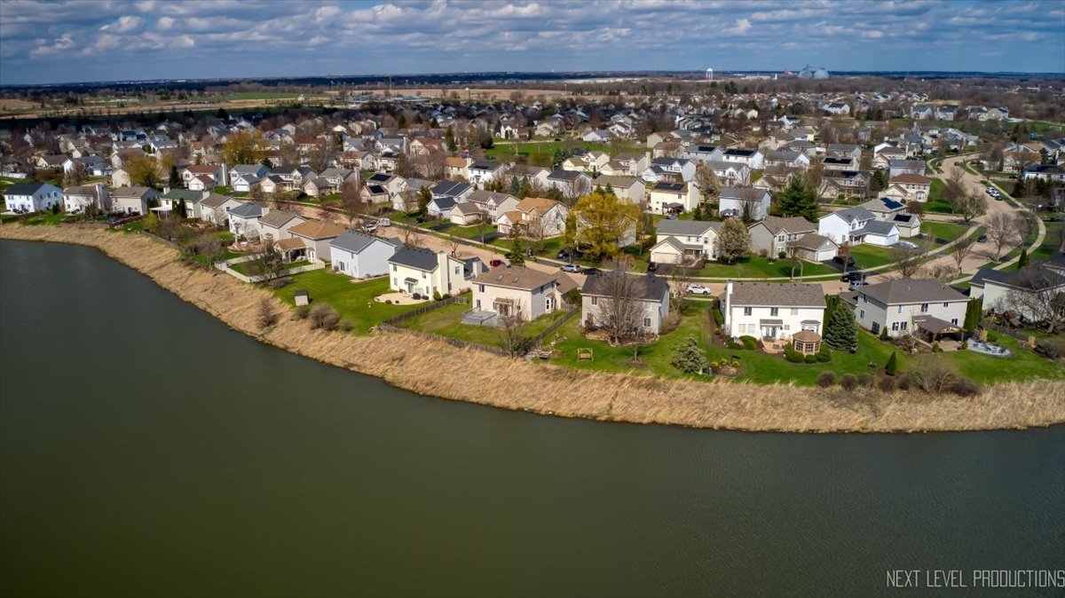 2645 Caliendo Circle, Montgomery, IL 60538