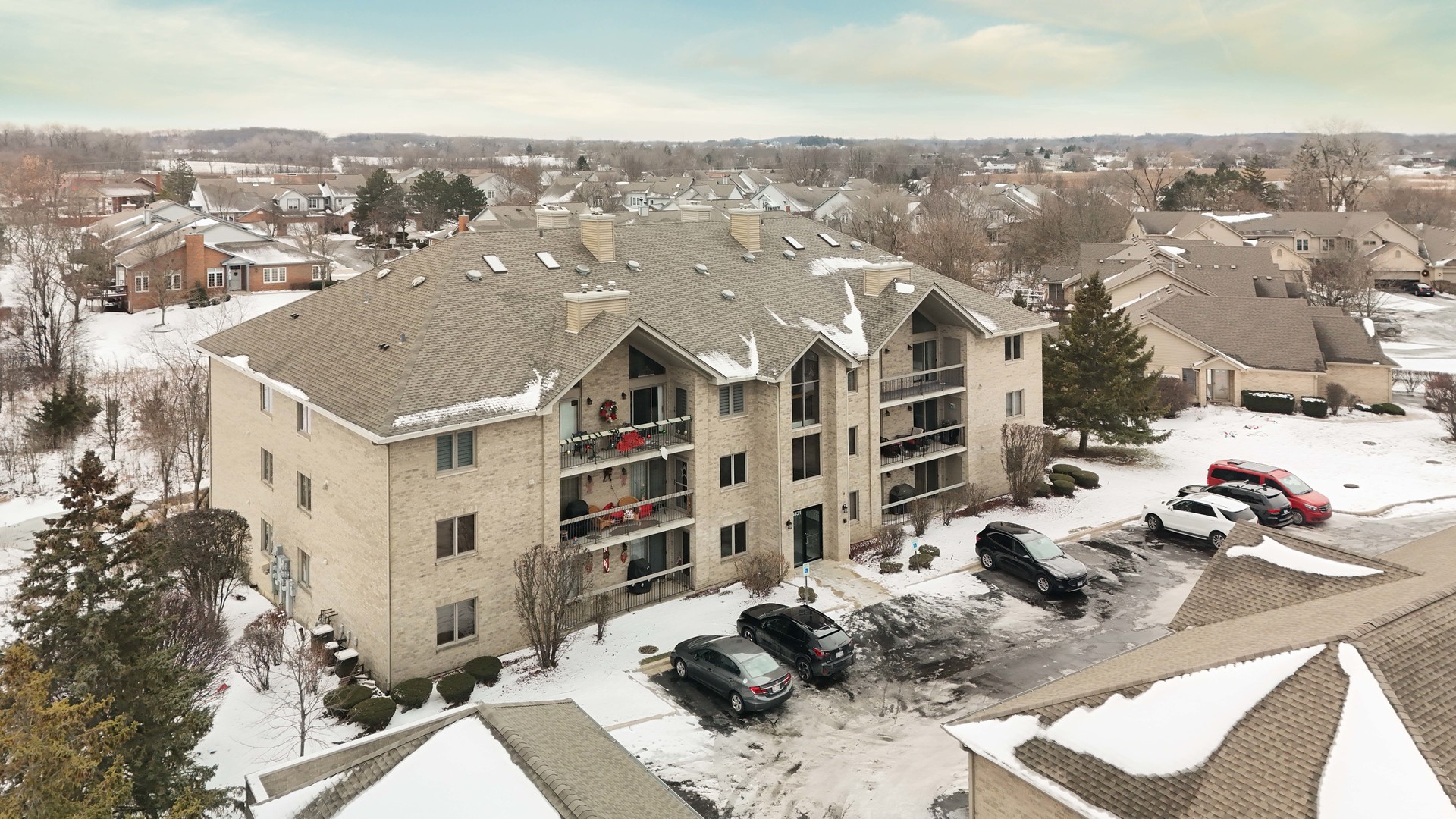 14131 Norwich Lane #302, Orland Park, IL 60467