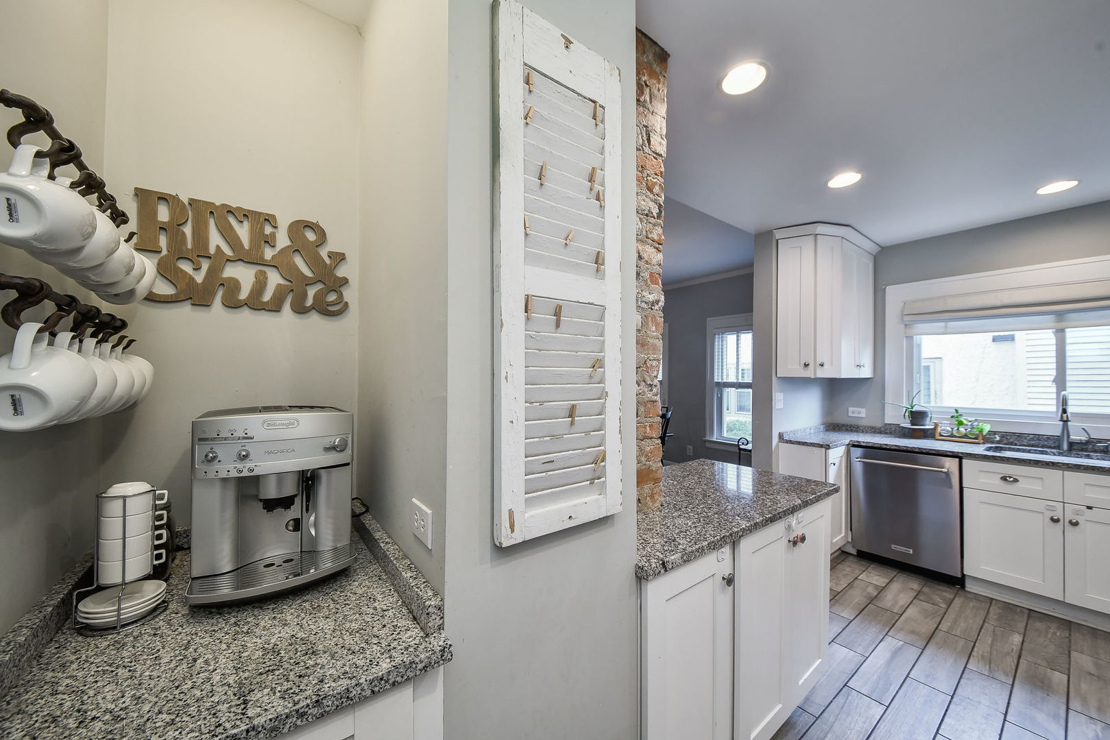 522 S West Street, Wheaton, IL 60187