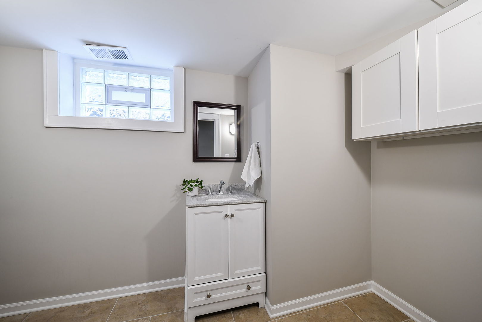 522 S West Street, Wheaton, IL 60187