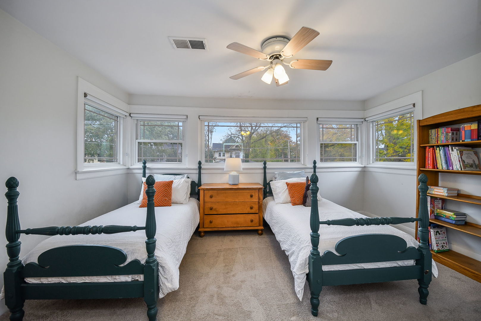 522 S West Street, Wheaton, IL 60187