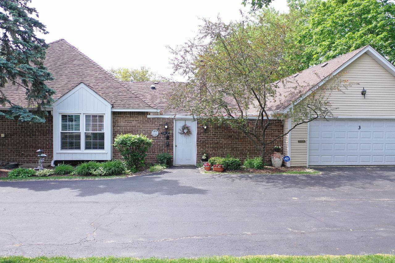 3 Holyoke on Auburn, Rolling Meadows, IL 60008