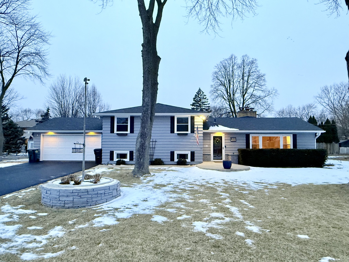 515 Roberts Lane, Batavia, IL 60510