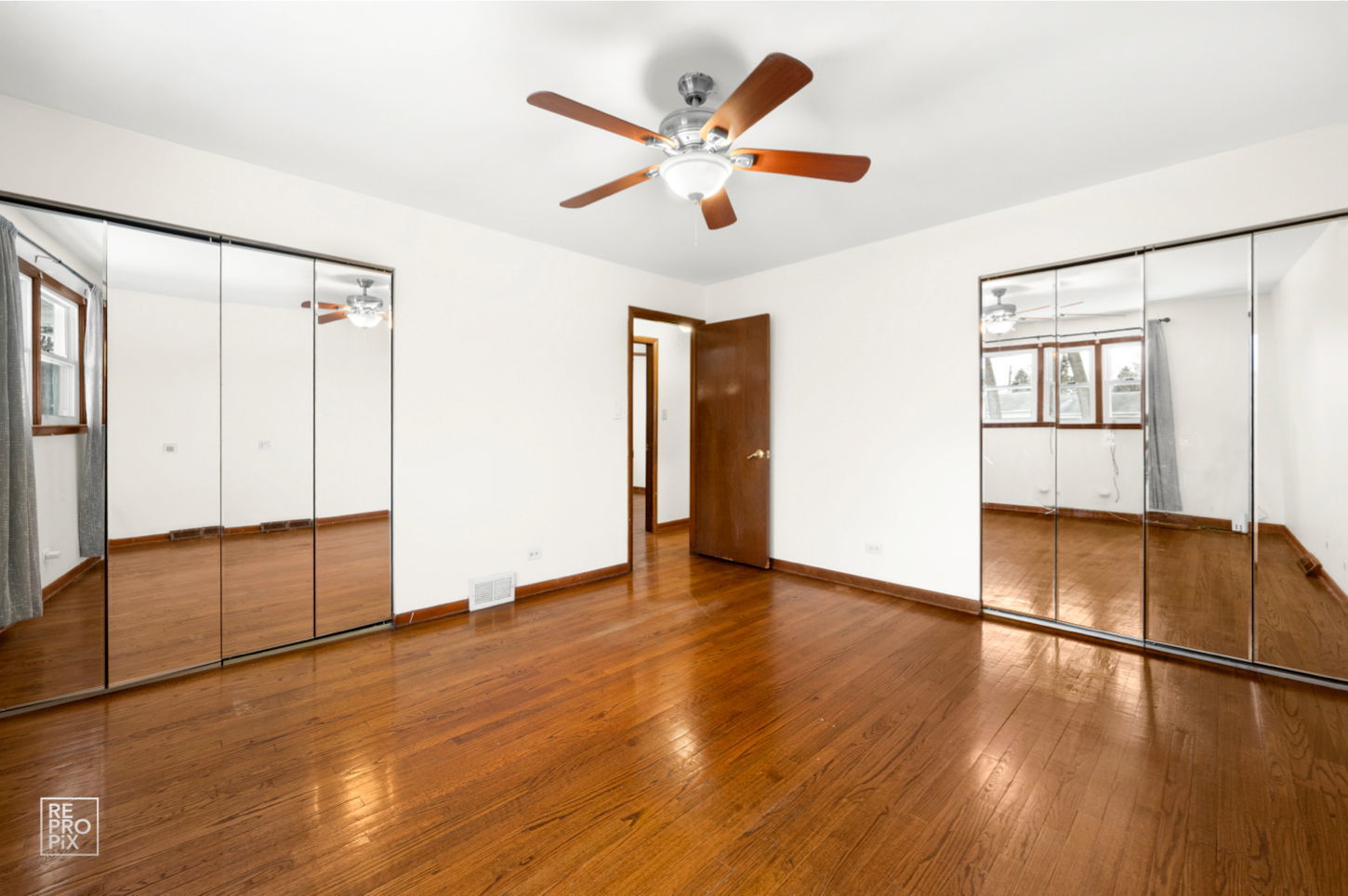 7218 W 110th Place, Worth, IL 60482