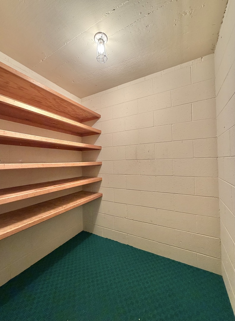 319-321 W. Locust Street, Fairbury, IL 61739