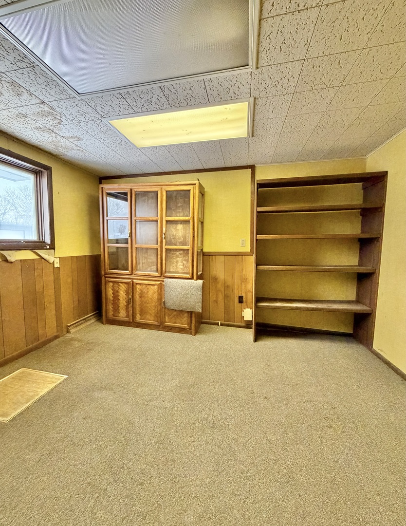 319-321 W. Locust Street, Fairbury, IL 61739