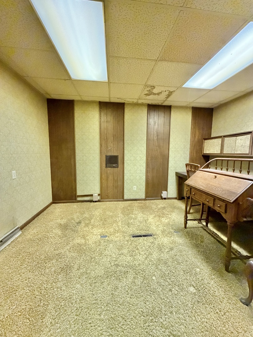 319-321 W. Locust Street, Fairbury, IL 61739