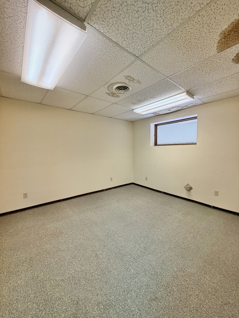 319-321 W. Locust Street, Fairbury, IL 61739