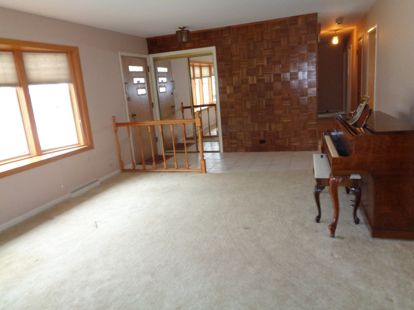 1815 E Grove Street, Arlington Heights, IL 60004