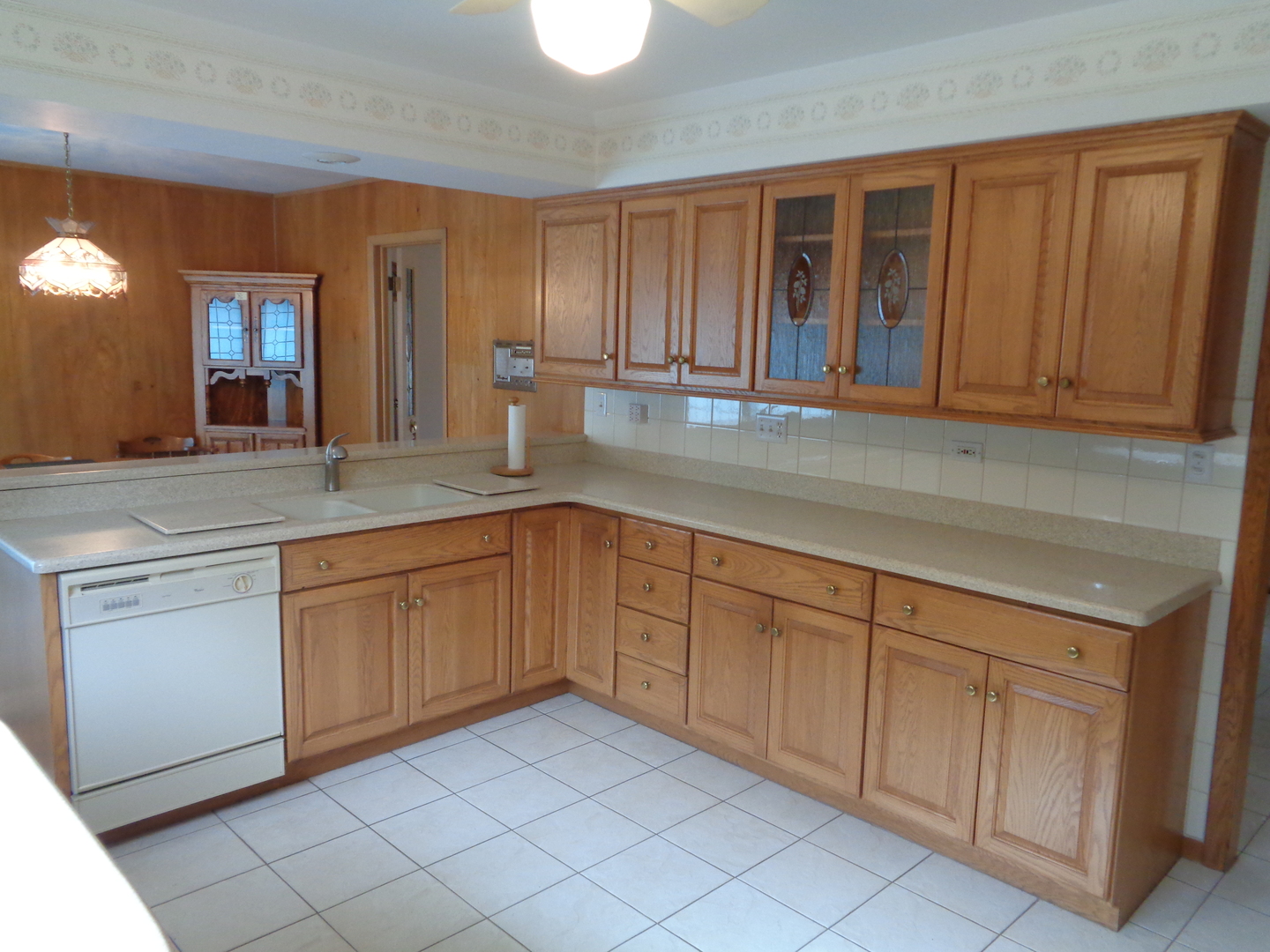 1815 E Grove Street, Arlington Heights, IL 60004