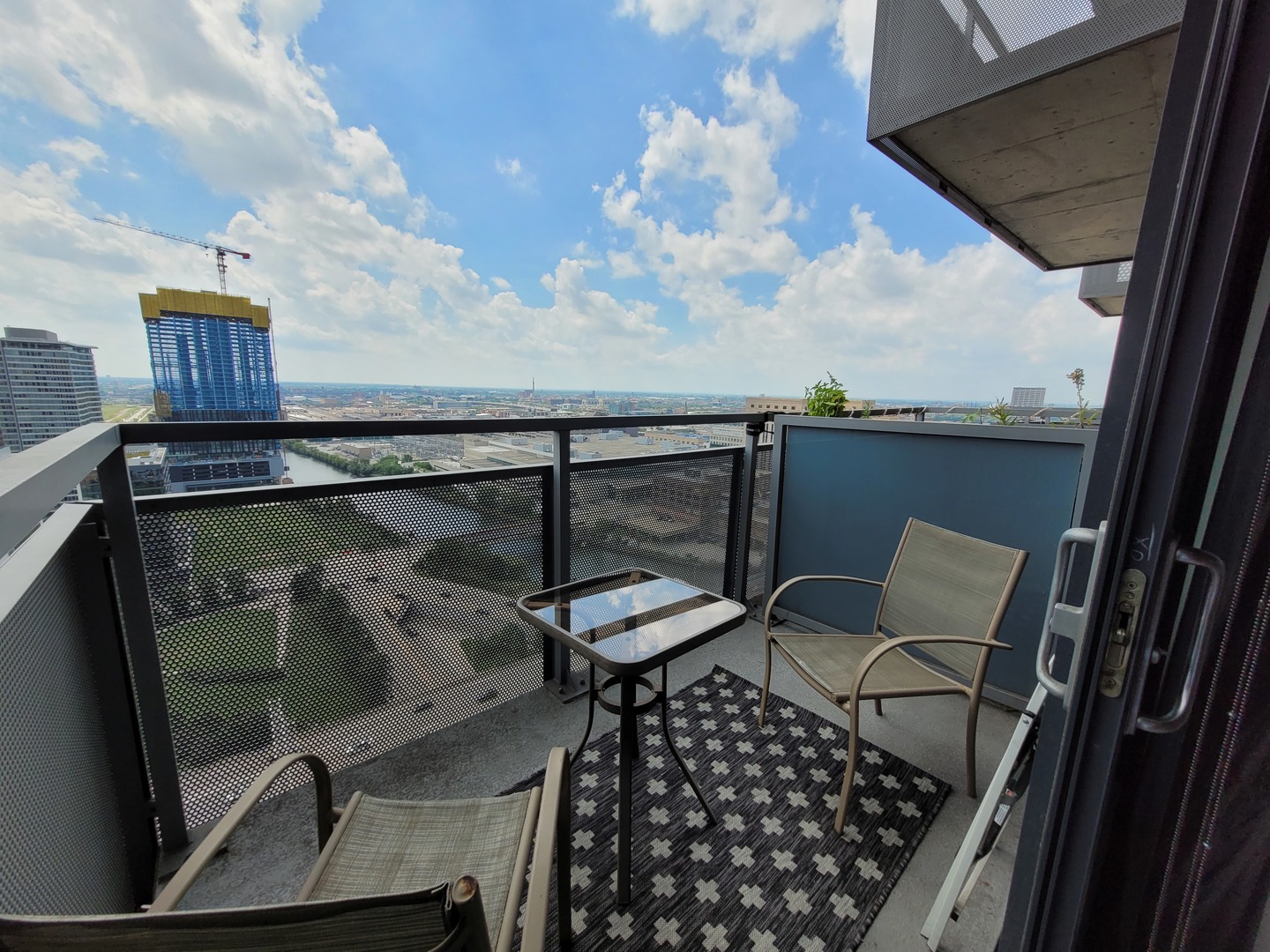 235 W Van Buren Street #2608, Chicago, IL 60607